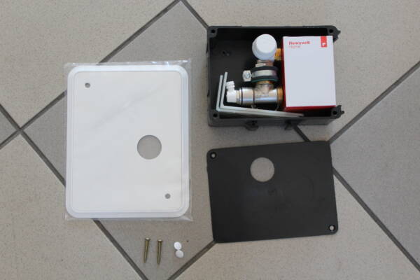 Zestaw do ogrzewania podłogowego T6102RUB15 Honeywell Home